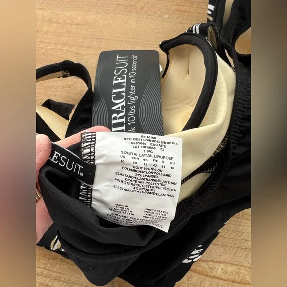 New Miraclesuit Layered Escape One Piece in Zara Dazzle Size 10 - Picture 5 of 7